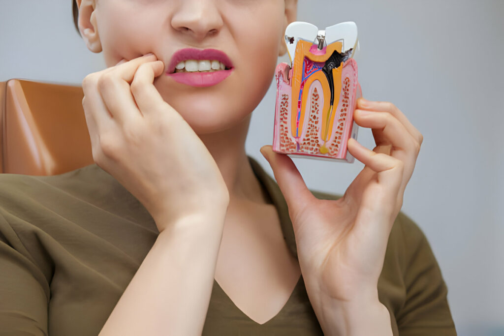 top 10 things to consider before selecting an emergency dentist